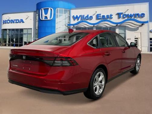 2025 Honda Accord LX 1.5T