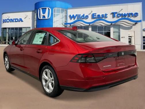 2025 Honda Accord LX 1.5T