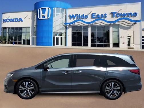 Forest Mist Metallic 2018 Honda Odyssey Elite
