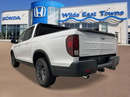 Platinum White Pearl 2026 Honda Ridgeline Sport