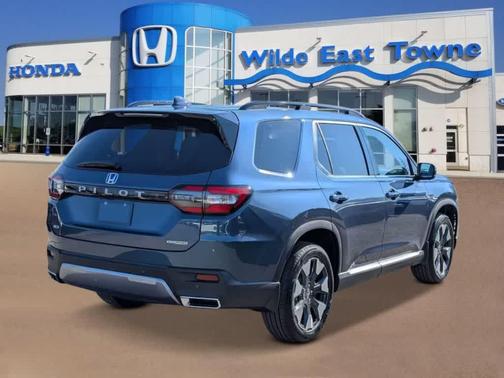 2026 Honda Pilot Touring 8-Passenger