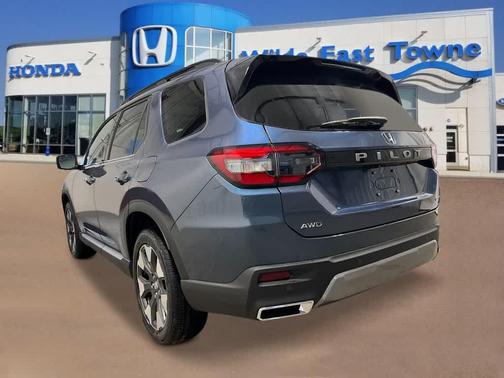 2026 Honda Pilot Touring 8-Passenger