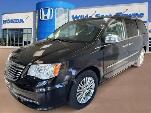 2015 Chrysler Town & Country Touring-L