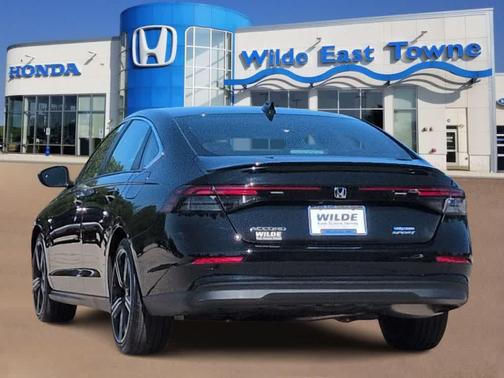 Crystal Black Pearl 2025 Honda Accord Hybrid Sport
