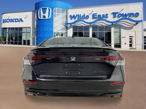 Crystal Black Pearl 2026 Honda Accord Hybrid Sport-L