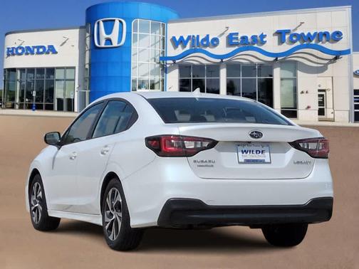 Crystal White Pearl 2025 Subaru Legacy Premium