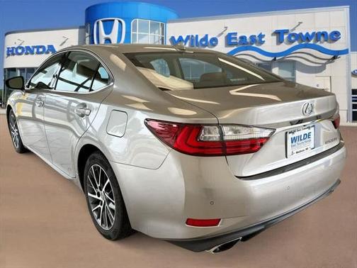 2016 Lexus ES 350 Base