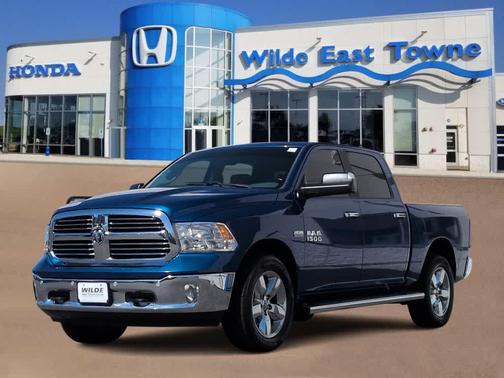 Blue Streak Pearlcoat 2018 RAM 1500 Big Horn