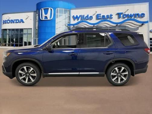 2025 Honda Pilot Touring 8-Passenger