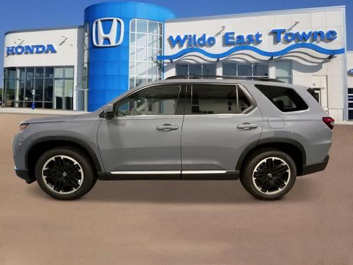 Sonic Gray Pearl 2026 Honda Pilot Touring 8-Passenger