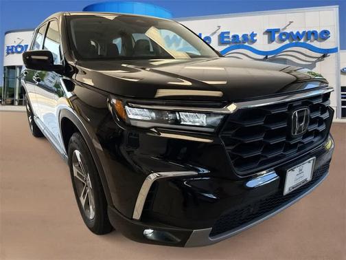 2023 Honda Pilot AWD EX-L 8 Passenger