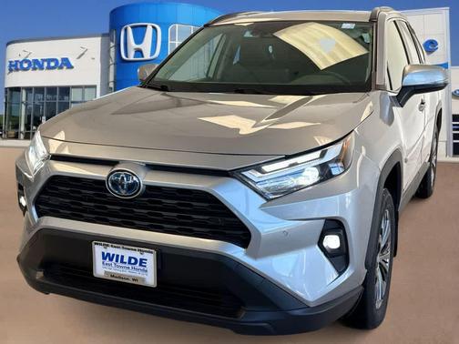 2023 Toyota RAV4 Hybrid XLE Premium