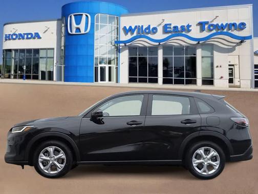 Crystal Black Pearl 2024 Honda HR-V LX