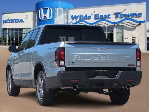 Solar Silver Metallic 2025 Honda Ridgeline TrailSport