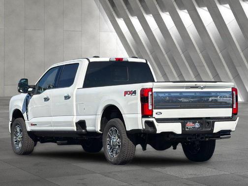 Star White Metallic Tri-Coat 2027 Ford F-350 Platinum