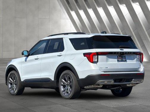 Space White Metallic 2026 Ford Explorer Active