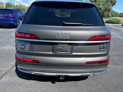 2022 Audi Q7 55 Prestige