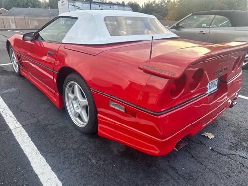 1987 Chevrolet Corvette Base