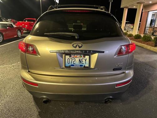 2005 INFINITI FX35 Base