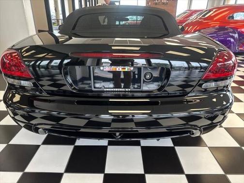 2005 Dodge Viper SRT10