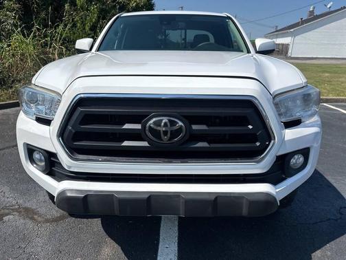 2020 Toyota Tacoma SR5
