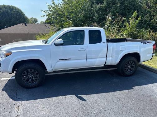 2020 Toyota Tacoma SR5