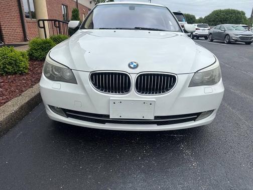 Alpine White 2008 BMW 528 528i 4dr Sedan Luxury