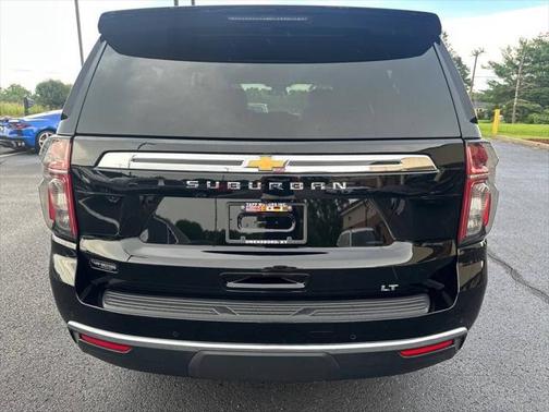 2024 Chevrolet Suburban LT