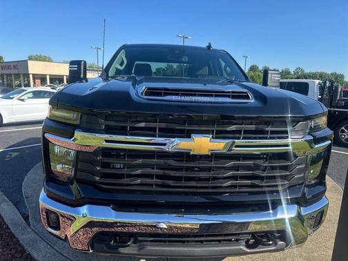 Black 2024 Chevrolet Silverado 2500 LT