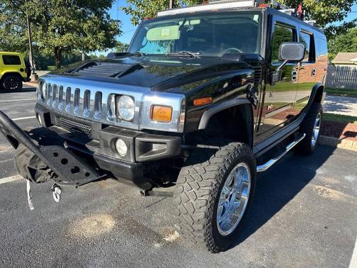 Black 2005 Hummer H2 Base