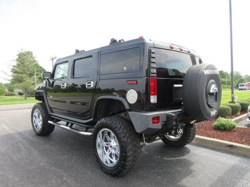 Black 2005 Hummer H2 Base