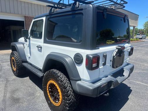 Bright White Clearcoat 2018 Jeep Wrangler Sport S