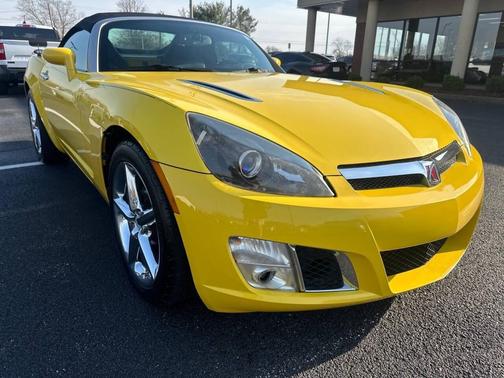 2008 Saturn Sky Red Line