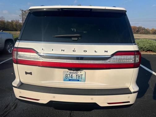 2018 Lincoln Navigator L Black Label