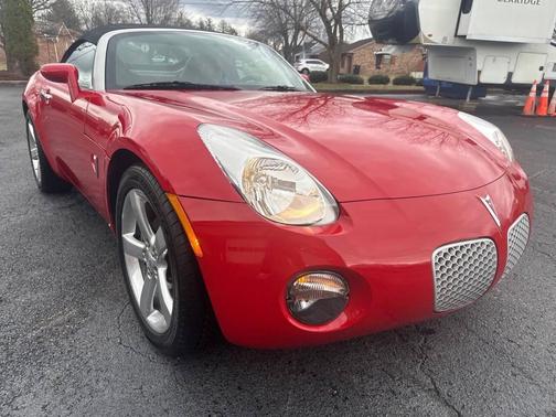 2006 Pontiac Solstice Base 2dr Convertible