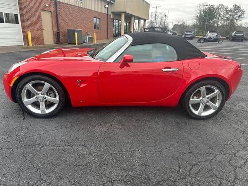 2006 Pontiac Solstice Base 2dr Convertible