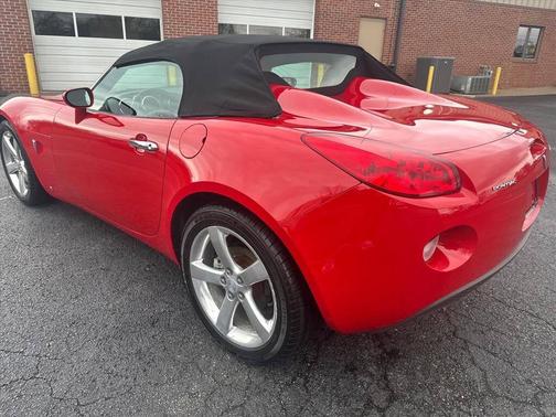 2006 Pontiac Solstice Base 2dr Convertible