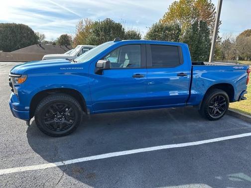 2023 Chevrolet Silverado 1500 Custom