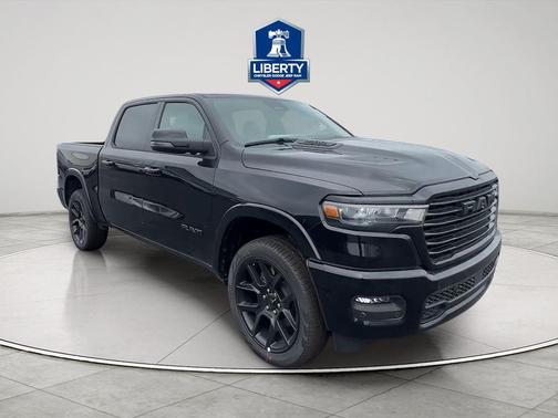 Diamond Black Crystal Pearlcoat 2026 RAM 1500 Laramie