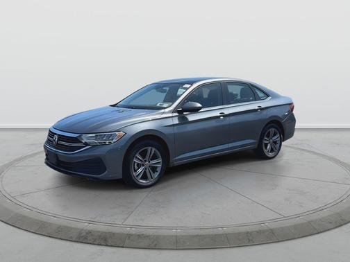 Platinum Gray Metallic 2022 Volkswagen Jetta 1.5T SE