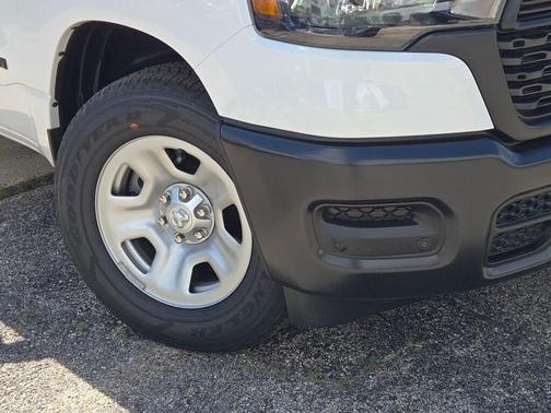 Bright White Clear-Coat Exterior Paint 2026 RAM 1500 Tradesman