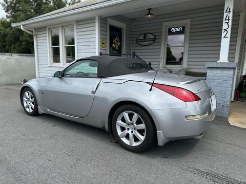 2005 Nissan 350Z Touring