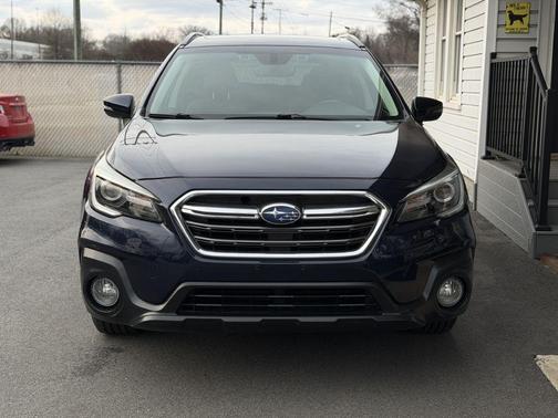 2018 Subaru Outback 2.5i Touring