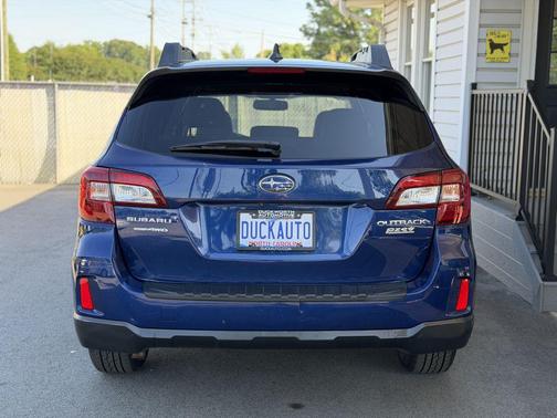 Lapis Blue Pearl 2017 Subaru Outback 2.5i Premium