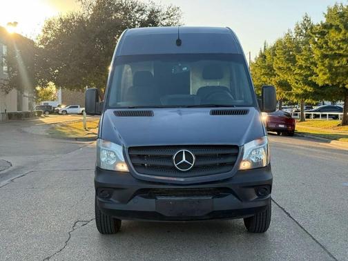 2018 Mercedes-Benz Sprinter 2500 Standard Roof