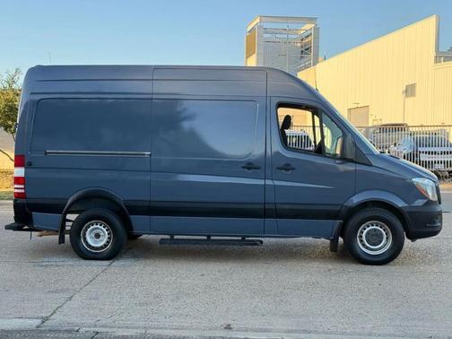 2018 Mercedes-Benz Sprinter 2500 Standard Roof