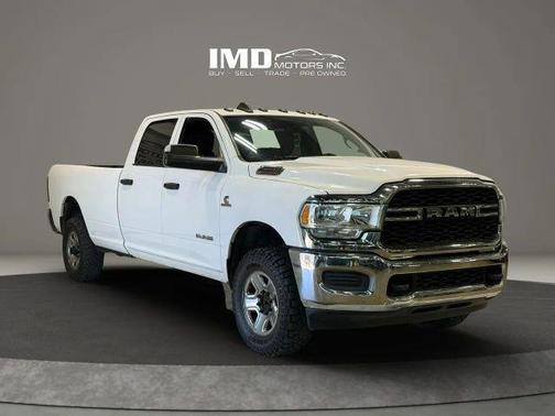 Bright White Clearcoat 2021 RAM 3500 Tradesman Crew Cab 4x4 8' Box