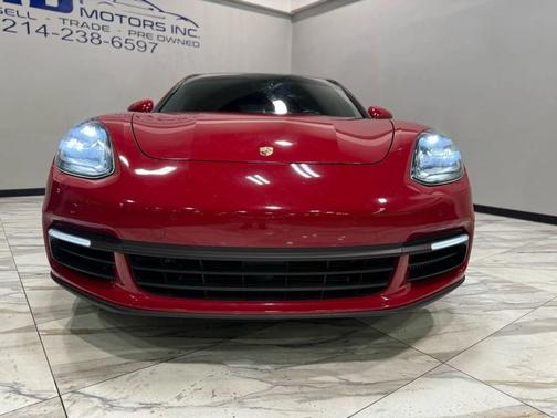 2018 Porsche Panamera 4S