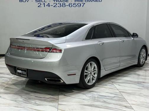 2016 Lincoln MKZ Base