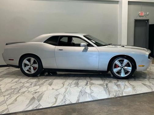 2008 Dodge Challenger SRT8